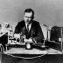 Guglielmo_Marconi_1901_wireless_signal